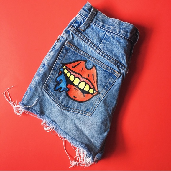 Custom High Waisted Distressed Denim Shorts - Picture 3 of 4